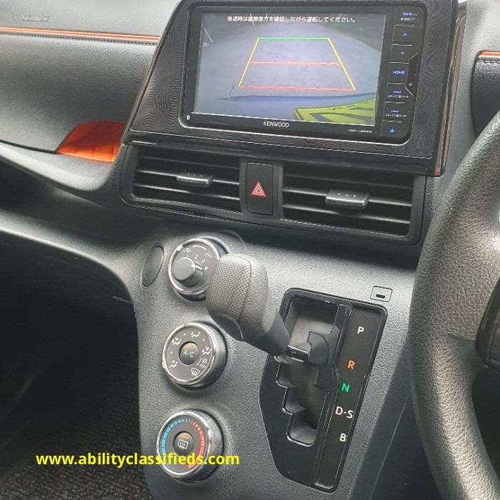 ♿ TOYOTA SIENTA WHEELCHAIR ACCESSIBLE VEHICLE (SLOPER), MODEL YEAR 2018